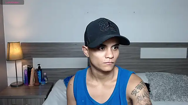 Snapshot of Liiamthompson chatting on December 18, 9:15 am Liiamthompson online show from December 18, 9:15 am