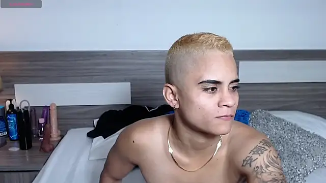 Snapshot of Liiamthompson chatting on January 9, 10:29 am Liiamthompson online show from January 9, 10:29 am