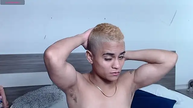 Snapshot of Liiamthompson chatting on January 11, 11:15 am Liiamthompson online show from January 11, 11:15 am