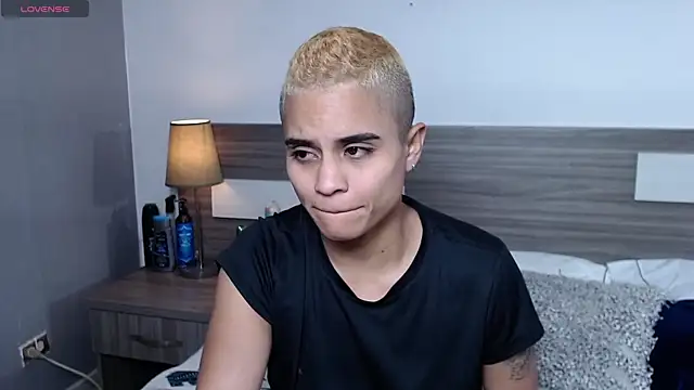 Snapshot of Liiamthompson chatting on January 15, 9:40 pm Liiamthompson online show from January 15, 9:40 pm