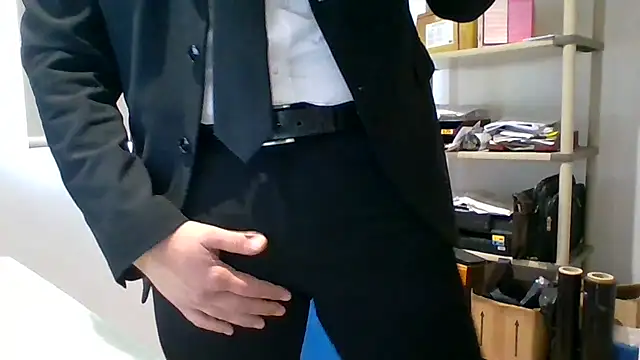 66MA69 online show from November 17, 2:01 pm