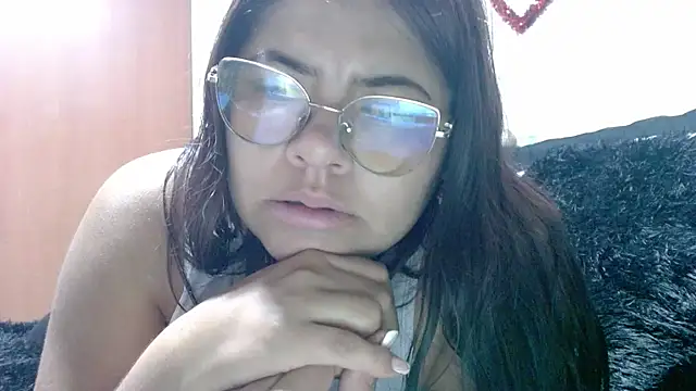 viccky vick online show from February 26, 2:32 am