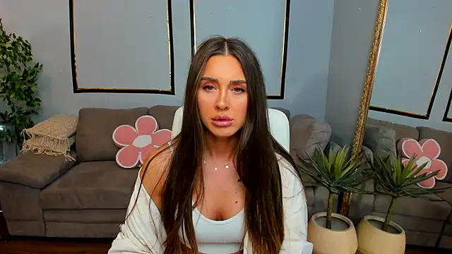 Anya-Ray online show from April 20, 1:03 pm