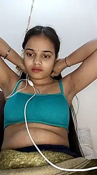 Snapshot of RAYI_123 chatting on February 13, 8:13 pm RAYI 123 online show from February 13, 8:13 pm