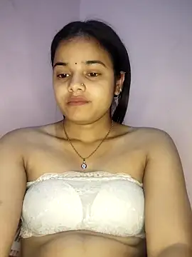 Snapshot of RAYI_123 chatting on March 3, 6:01 pm RAYI 123 online show from March 3, 6:01 pm