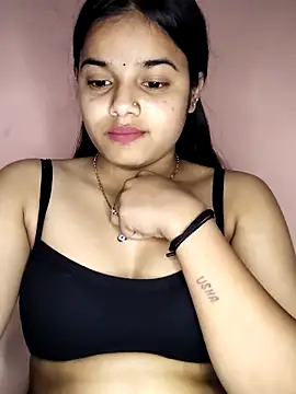 Snapshot of RAYI_123 chatting on March 8, 5:43 pm RAYI 123 online show from March 8, 5:43 pm