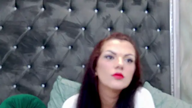 Snapshot of LissaAnn chatting on February 11, 9:14 pm LissaAnn online show from February 11, 9:14 pm