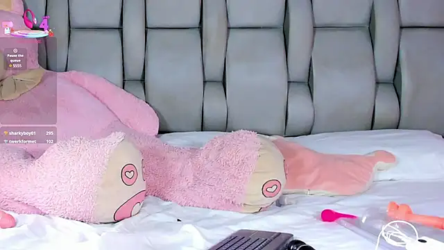 LucyRosse online show from March 10, 5:29 pm