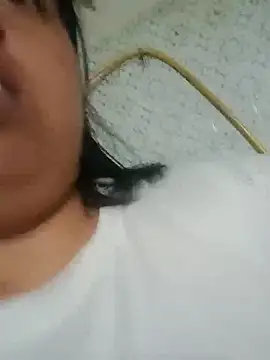 Snapshot of alexandraluv chatting on October 10, 10:20 pm alexandraluv online show from October 10, 10:20 pm