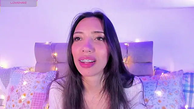 Miss veronicaa2 online show from February 6, 6:46 pm