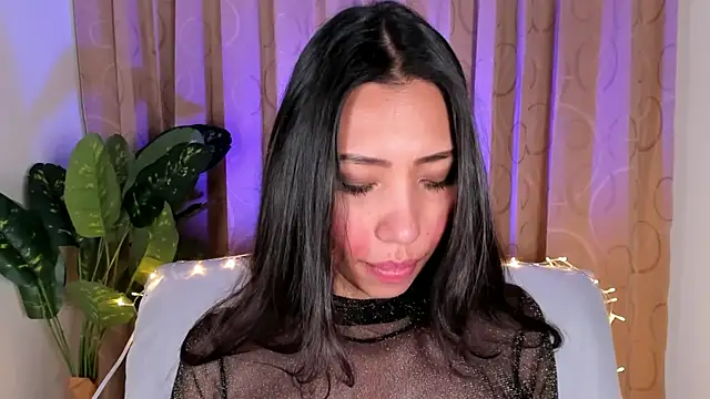 Miss veronicaa2 online show from January 15, 1:05 pm