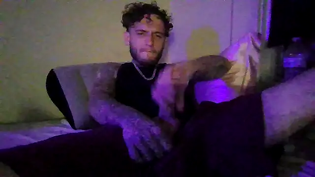 cruz815 online show from September 14, 7:18 am