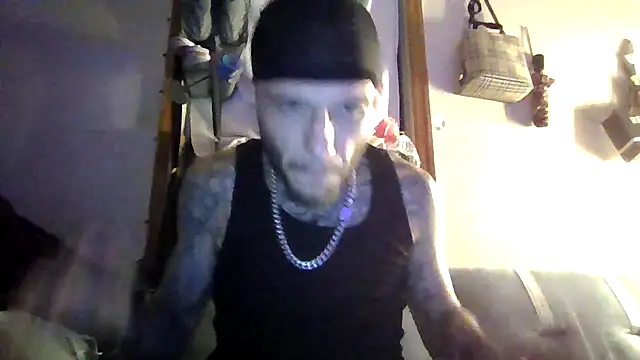 cruz815 online show from September 21, 6:15 am