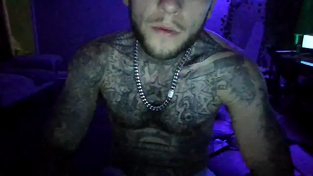 cruz815 online show from July 16, 4:18 am