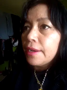 Snapshot of KellyPerlaxxx chatting on April 15, 3:52 pm KellyPerlaxxx online show from April 15, 3:52 pm