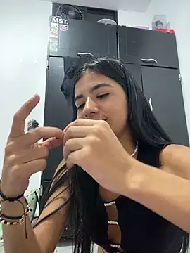 eva roseee online show from October 4, 9:02 pm