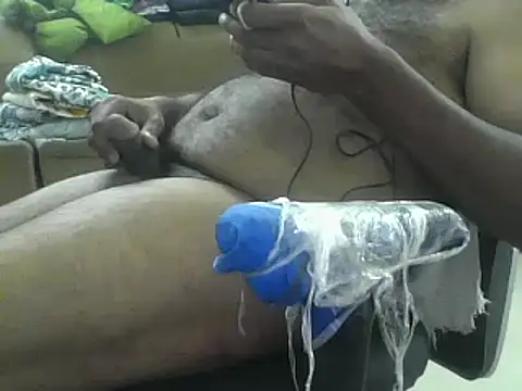 awesomeroc123 online show from January 12, 8:36 am