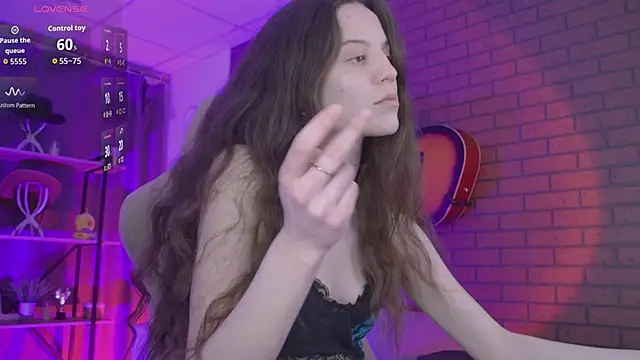 MilaStoyne online show from March 20, 7:46 am