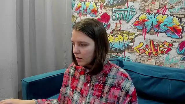 Jenny Jimmy online show from April 22, 9:22 am