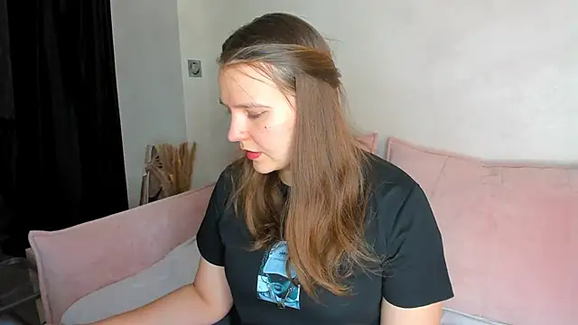 Jenny Jimmy online show from May 4, 9:27 am