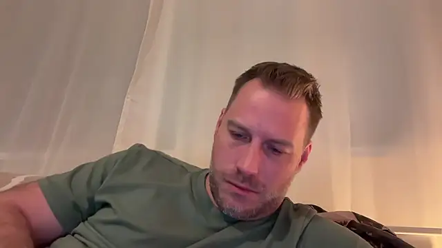 Christian87xxx online show from December 3, 5:22 pm