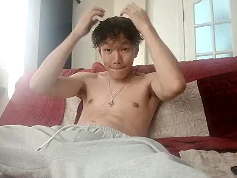 Snapshot of ChaseMl chatting on September 18, 1:35 pm ChaseMl online show from September 18, 1:35 pm