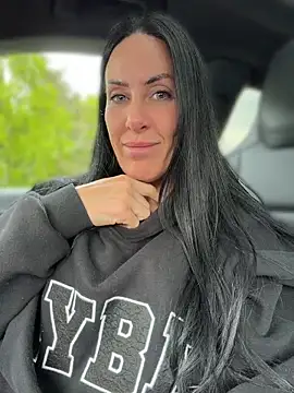 Snapshot of goddess-harper chatting on May 7, 2:00 pm goddess-harper online show from May 7, 2:00 pm