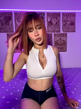 Snapshot of chloe_rockss_ chatting on September 17, 10:22 pm chloe rockss online show from September 17, 10:22 pm