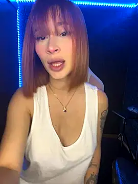 Snapshot of chloe_rockss_ chatting on September 22, 10:23 pm chloe rockss online show from September 22, 10:23 pm
