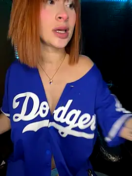 Snapshot of chloe_rockss_ chatting on September 25, 10:57 pm chloe rockss online show from September 25, 10:57 pm