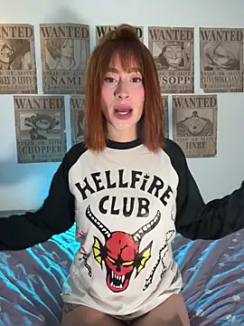 chloe rockss  online show from November 6, 10:10 pm