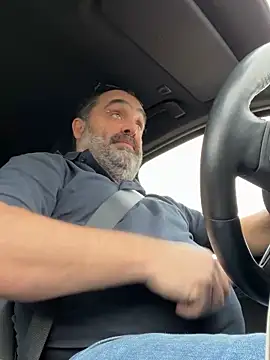 Snapshot of fuocovivo4 chatting on February 10, 1:33 pm fuocovivo4 online show from February 10, 1:33 pm