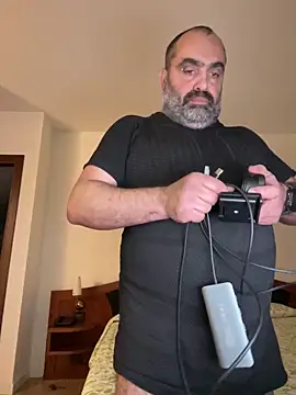 Snapshot of fuocovivo4 chatting on February 18, 5:53 pm fuocovivo4 online show from February 18, 5:53 pm