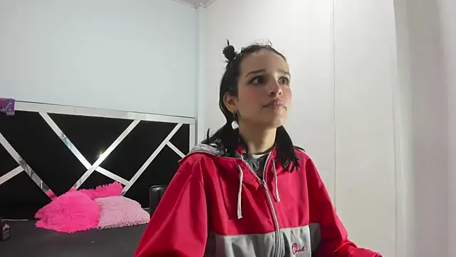 Annyrosee online show from March 21, 7:35 pm