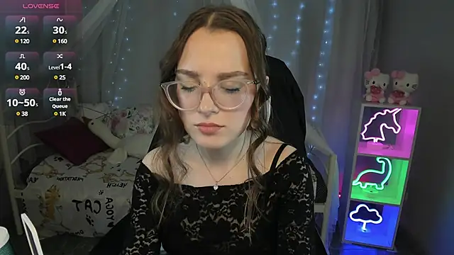 kaisajenner online show from March 13, 10:21 pm