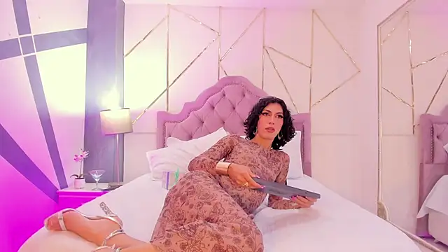 allicemackenzie online show from March 8, 9:18 pm