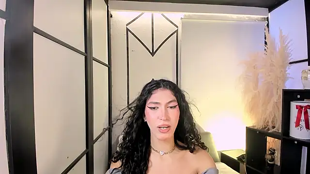 allicemackenzie online show from March 17, 8:06 am