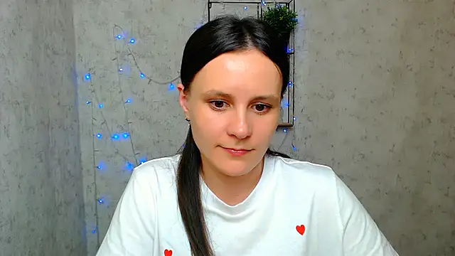 ValeriaHeart  online show from March 13, 4:45 pm