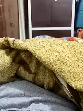 Snapshot of Hot_funky_boy chatting on February 17, 5:10 pm Hot funky boy online show from February 17, 5:10 pm