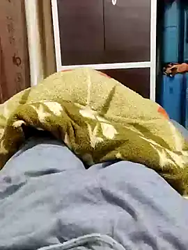 Snapshot of Hot_funky_boy chatting on March 5, 6:34 pm Hot funky boy online show from March 5, 6:34 pm