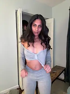 Liyah 19 online show from February 2, 11:47 pm