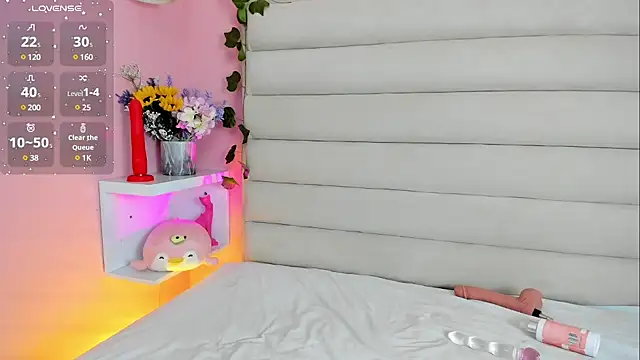 PrincessOlivee online show from March 7, 8:33 pm