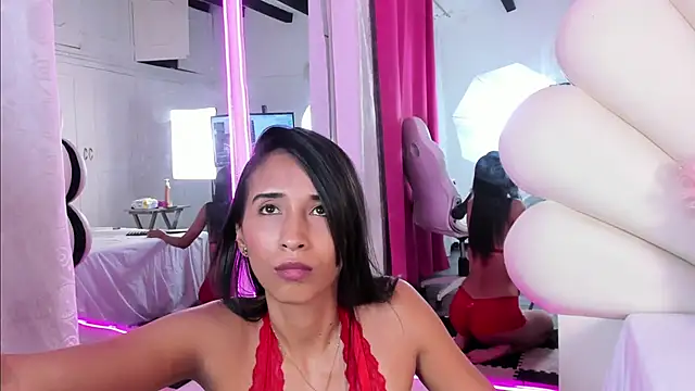 Keyla  Jones online show from February 7, 1:47 am