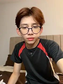 Snapshot of jacob_and_sam chatting on November 9, 7:23 pm jacob and sam online show from November 9, 7:23 pm