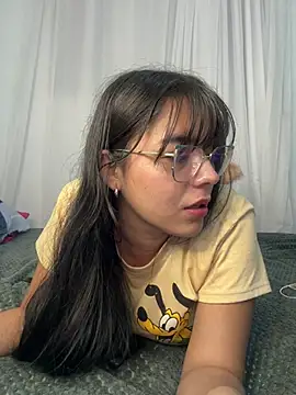 Snapshot of megan_cl chatting on February 27, 4:52 am megan cl online show from February 27, 4:52 am