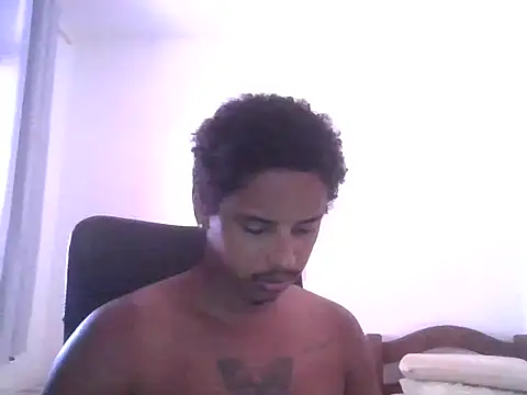Snapshot of ONegodoce25 chatting on May 7, 4:56 pm ONegodoce25 online show from May 7, 4:56 pm