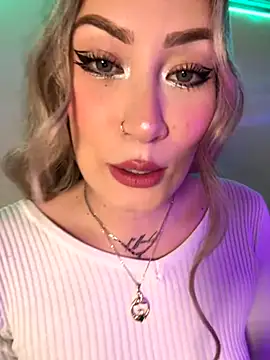 Lally Valencia   online show from September 11, 6:02 am