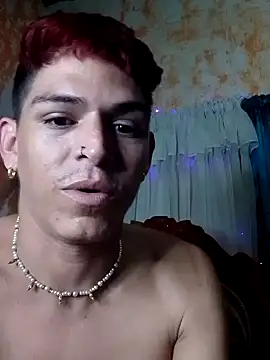 Snapshot of duquehotvoy chatting on January 30, 8:42 pm duquehotvoy online show from January 30, 8:42 pm