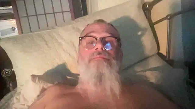BigManCandy online show from February 3, 5:18 am