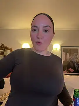 Orgasmille online show from April 3, 6:28 pm